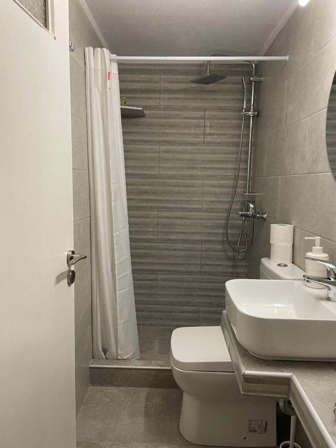 Guesthouse Corali Hydra  Exteriör bild