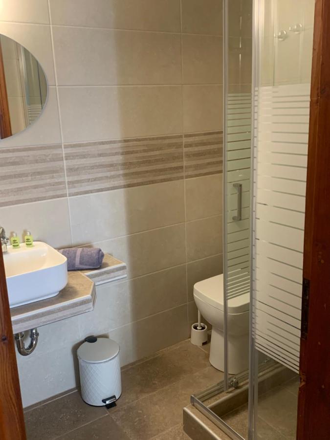 Guesthouse Corali Hydra  Exteriör bild